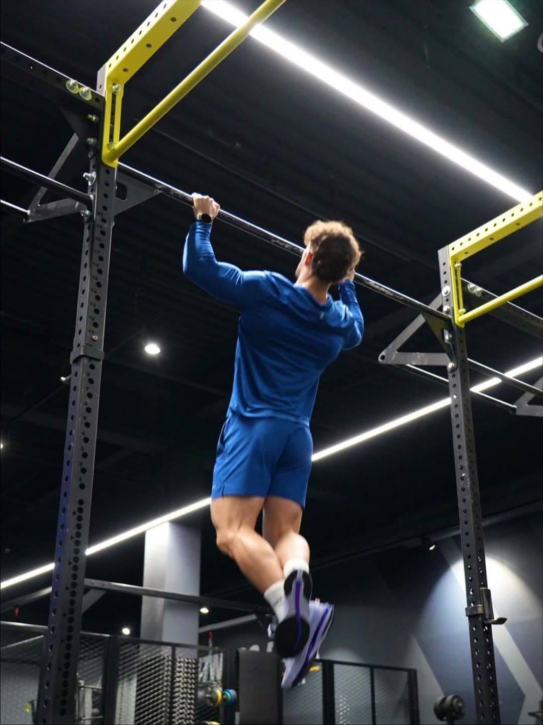 Athlete training with Healix Pharma